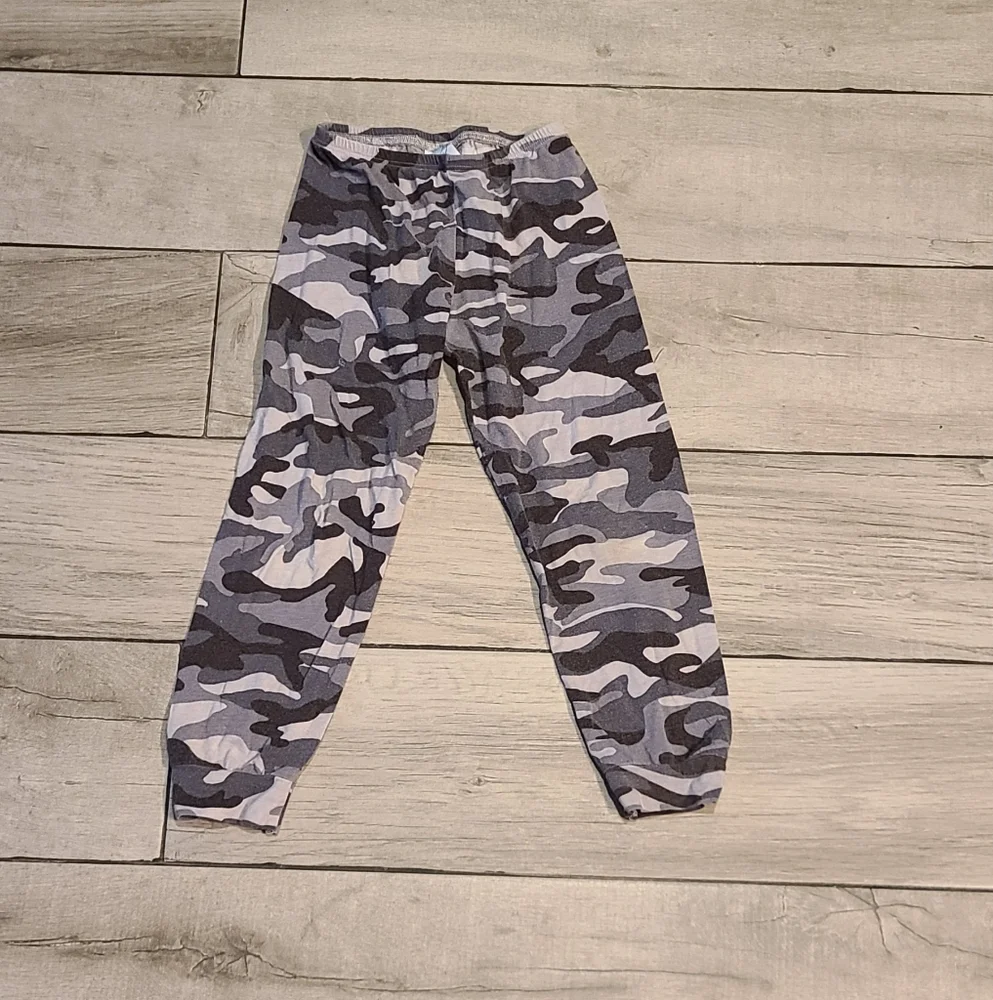 🦔Esme kids camo pajama pants🧁